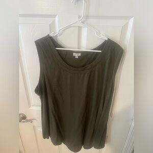 Avenue brown tank top size 30/32
